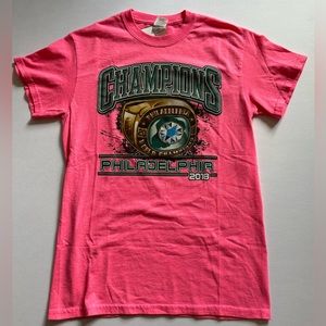 Philadelphia Football Eagles 2018 Super Bowl Champions Shirt (Size Small) Pink